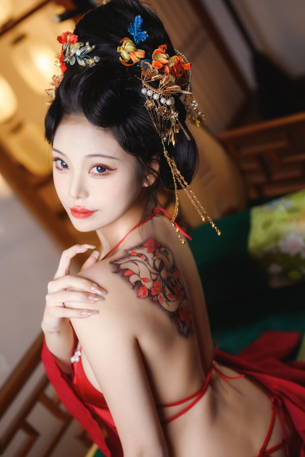 [自购资源] 蜜汁猫裘 – 唐宫夜宴 [61P+1V/2.11GB]