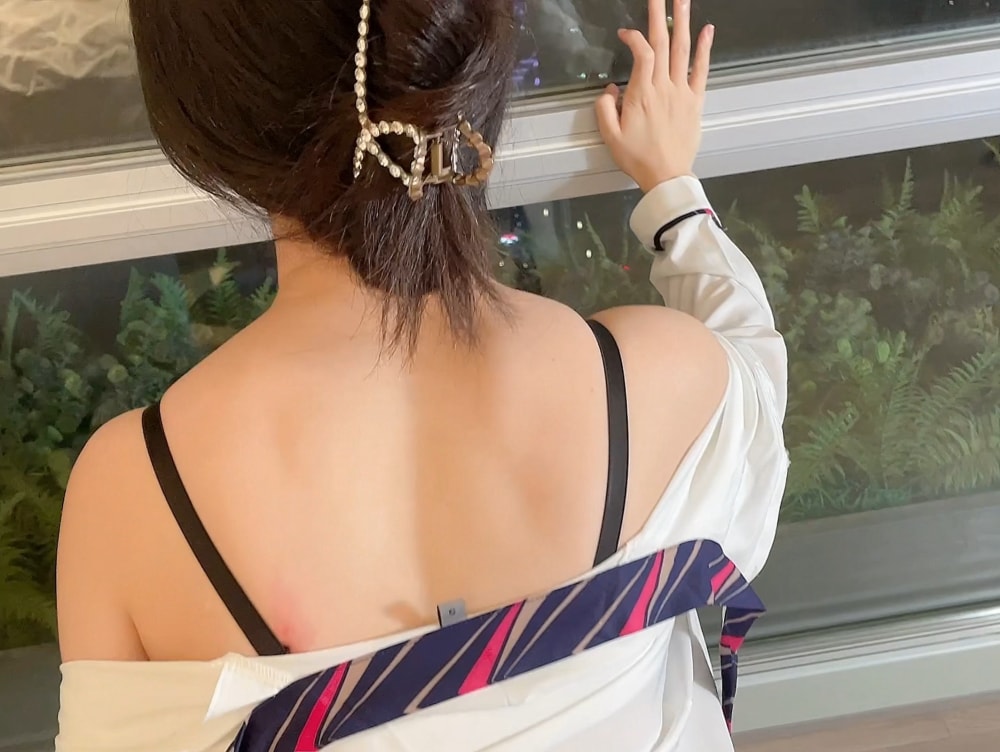 [自购资源] 抖娘利世 – 售楼小姐 [1V/606MB]