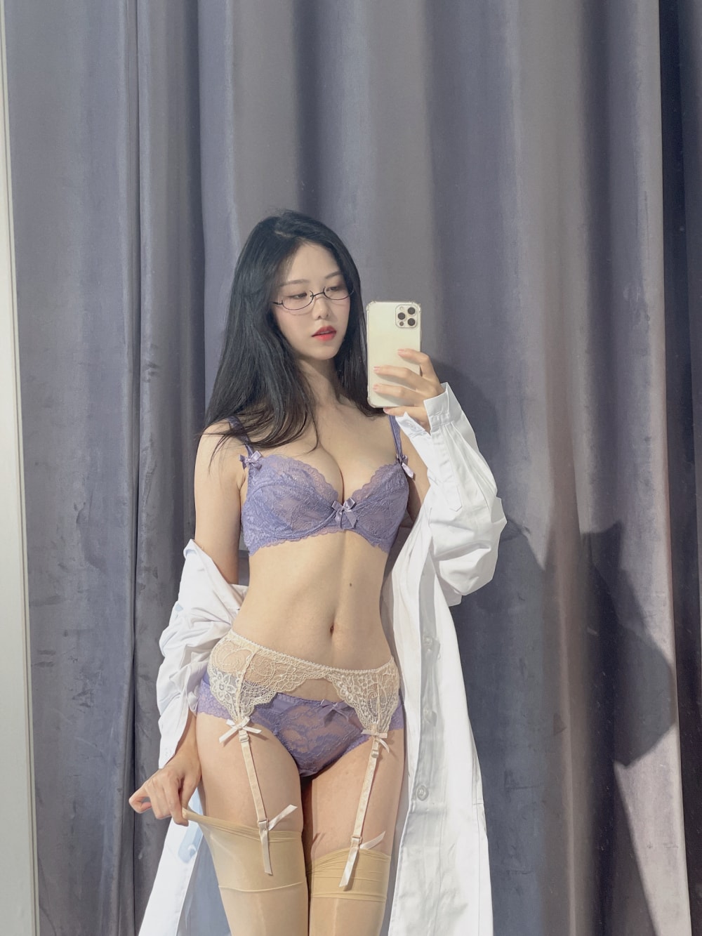 [自购资源] 抖娘利世 – 特殊治疗 [41P+1V/236MB]