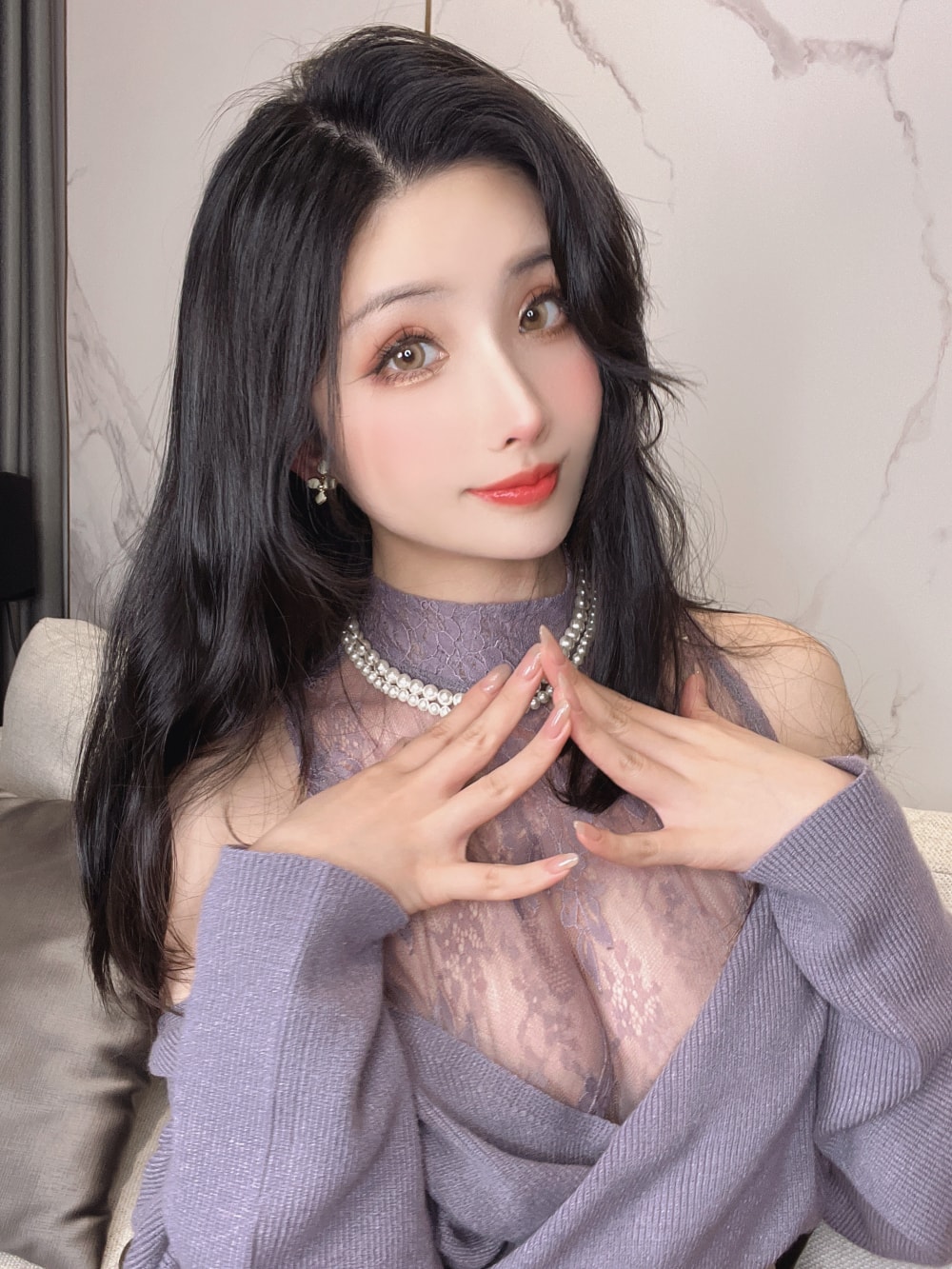 rioko凉凉子 – 情人节巧克力 [40P+20V/0.99GB]