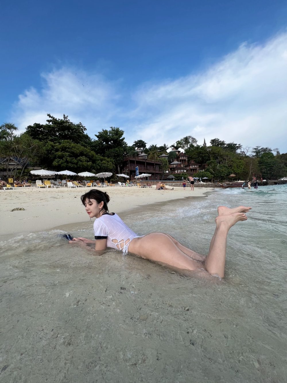 就是阿朱啊 – 海岛透视 [56P+1V/898MB]