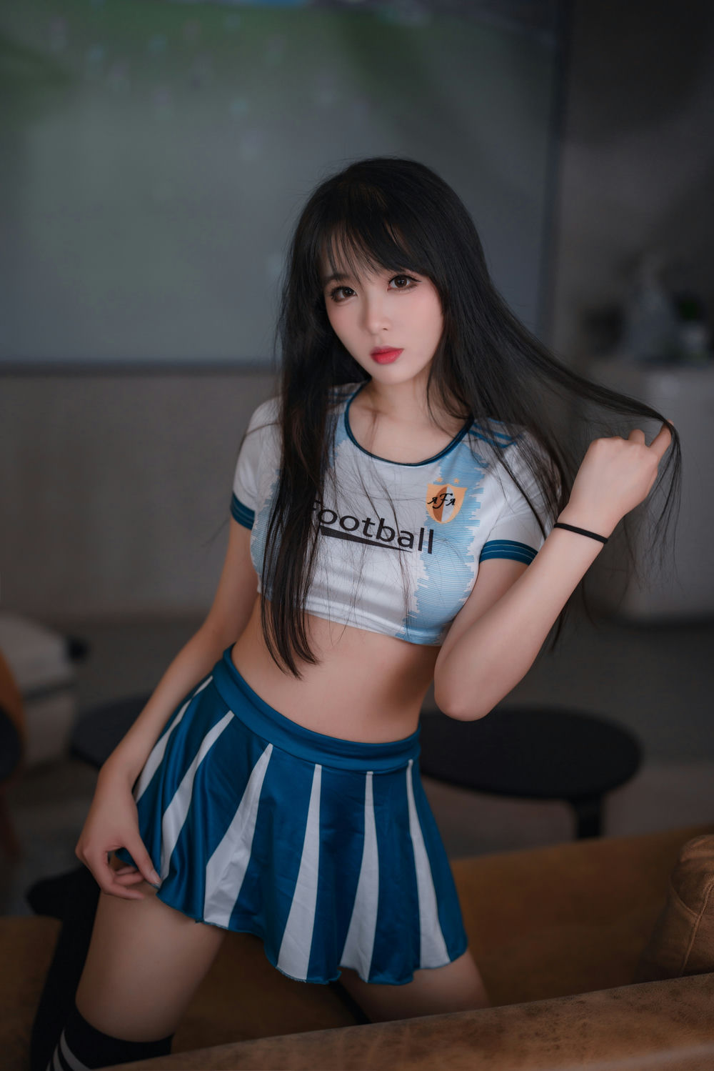 轩萧学姐 – 足球宝贝 [54P+1V/242MB]