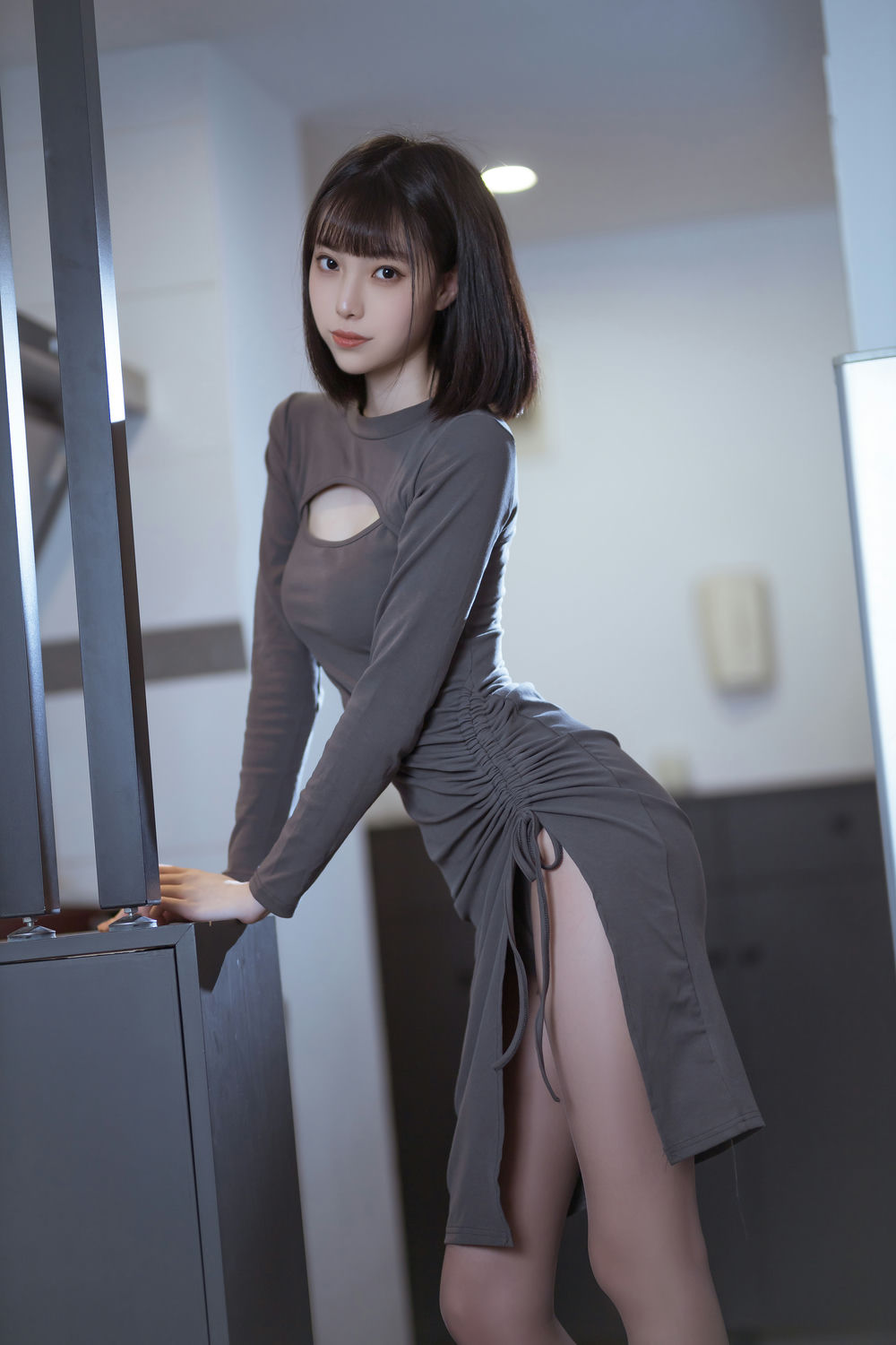 许岚LAN – 灰丝姐姐 [40P/578MB]