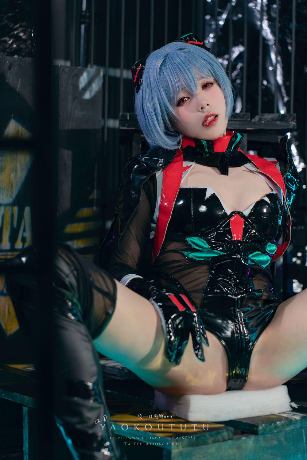 咬一口兔娘ovo – 黑凌波 [50P+1V/1.14GB]