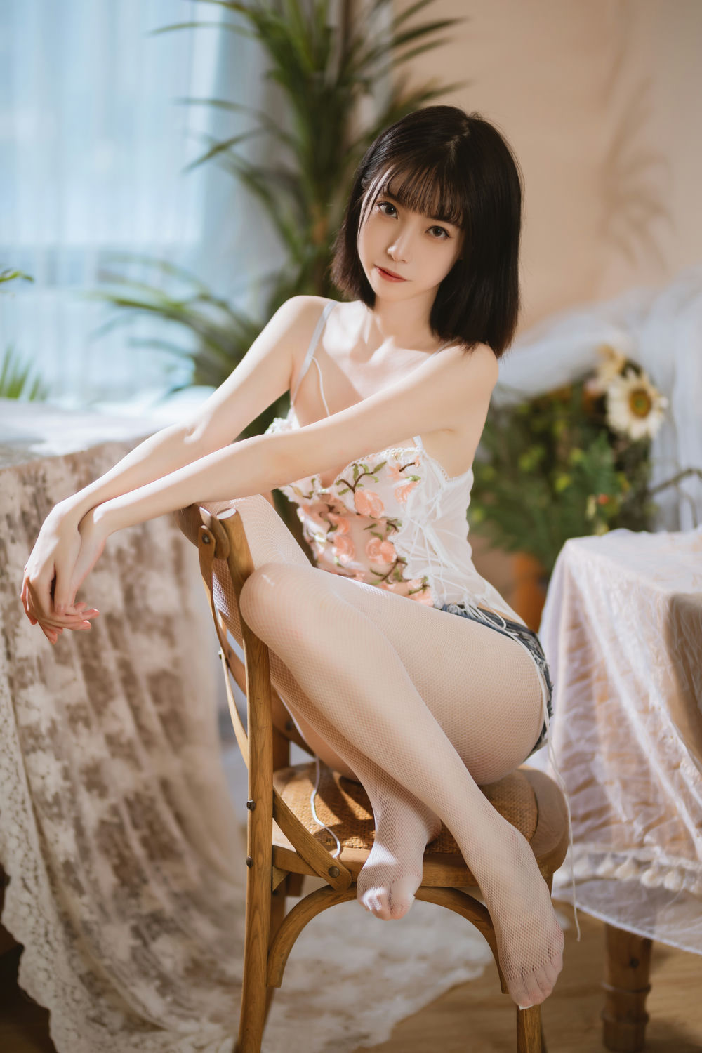 许岚LAN – 纯欲牛仔短裤 [40P/555MB]