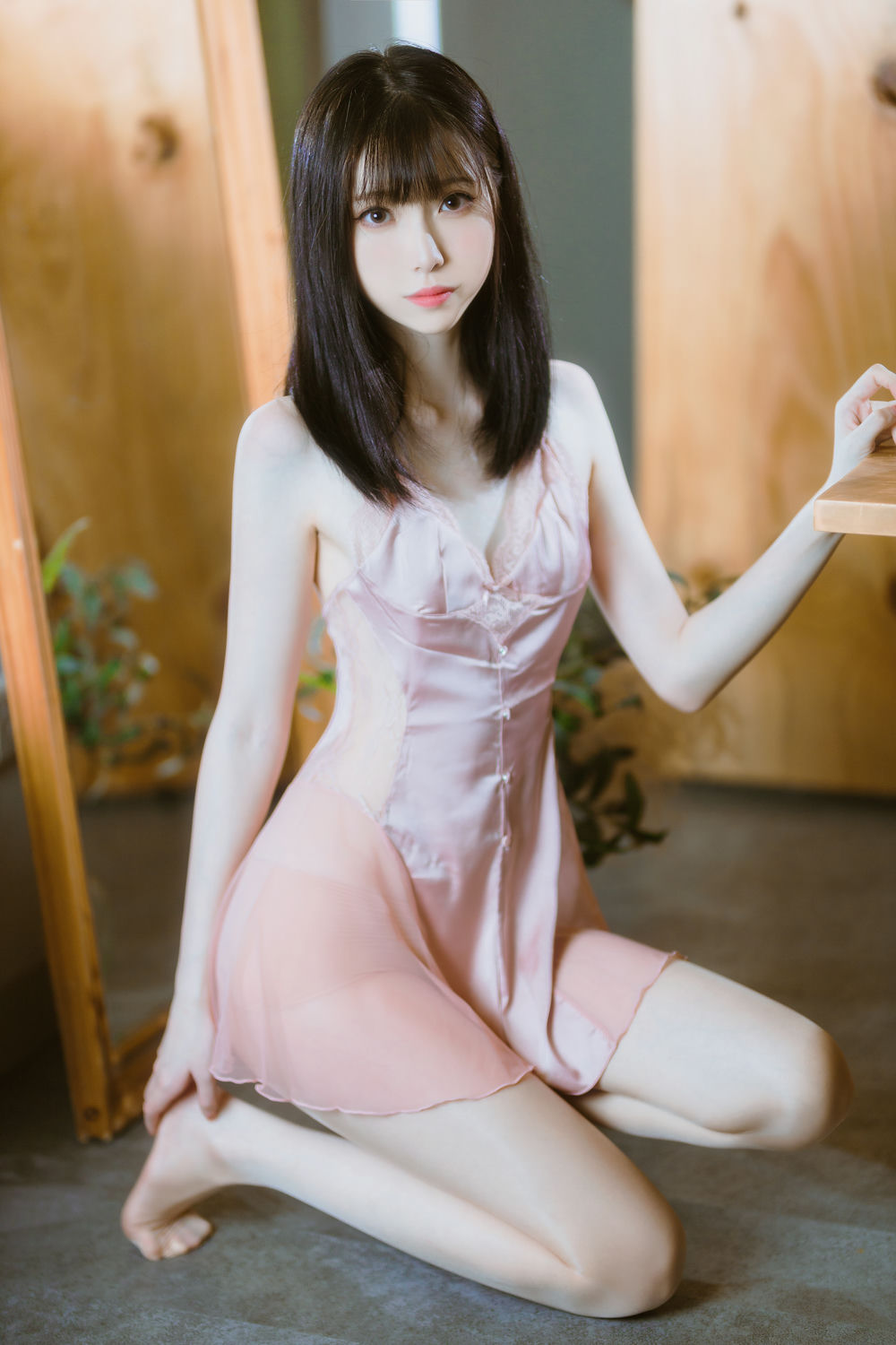 许岚LAN – 半透粉纱 [40P/834MB]