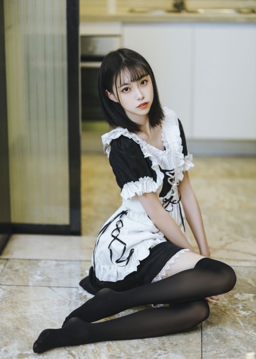 许岚LAN – 短裙女仆 [40P/713MB]