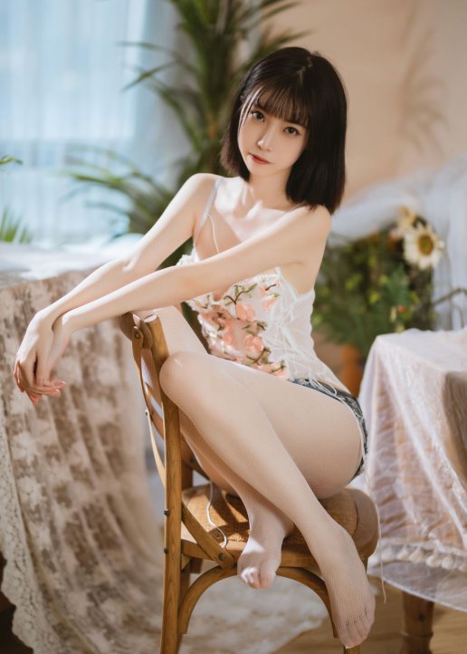 许岚LAN – 纯欲牛仔短裤 [40P/555MB]